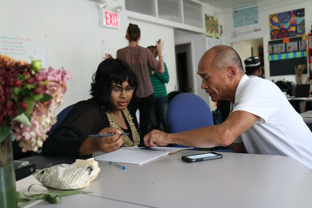 Adult Literacy: Better Reading Comprehension, How to Speed-Read, and Some Life-Changing Literature to Improve Your Life
